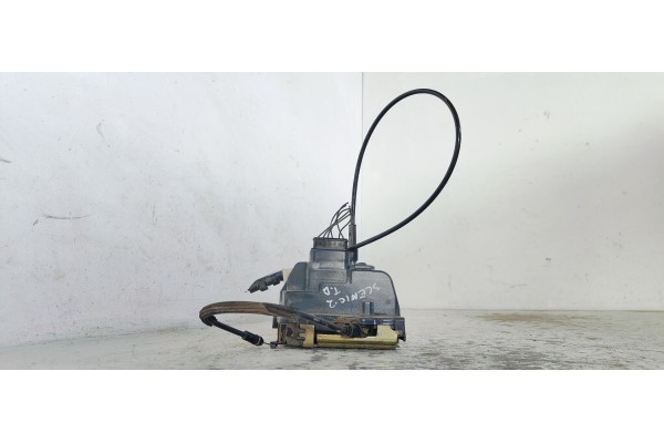 Recambio de cerradura puerta trasera derecha para renault scenic ii emotion referencia OEM IAM   