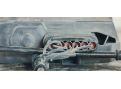 Recambio de cerradura puerta trasera derecha para renault scenic ii emotion referencia OEM IAM   