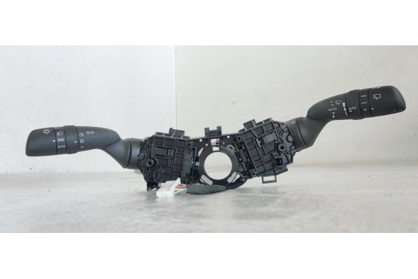 Recambio de mando multifuncion para toyota corolla (e21) zwe219l-dhxnbw(6h) referencia OEM IAM   