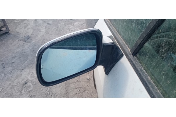 Recambio de retrovisor izquierdo para peugeot 407 sw sport referencia OEM IAM   