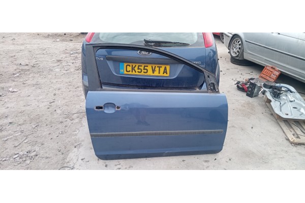 Recambio de puerta delantera derecha para ford focus berlina (cap) 1.6 16v cat referencia OEM IAM   
