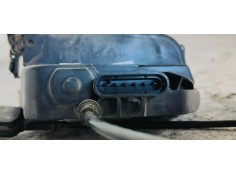 Recambio de cerradura puerta trasera derecha para renault scenic ii 1.5dci 105 referencia OEM IAM   