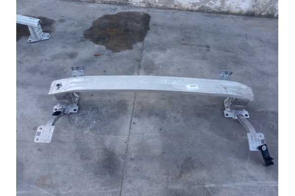 Recambio de refuerzo paragolpes delantero para peugeot 2008 (--.2013) 1.2 i turbo 130 referencia OEM IAM   