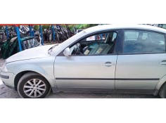 PUERTA DELANTERA IZQUIERDA 