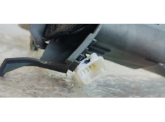 Recambio de enganche cinturon trasero derecho para toyota corolla (e21) zwe219l-dhxnbw(6h) referencia OEM IAM   