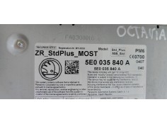 Recambio de sistema audio / radio cd para skoda octavia combi (5e5) ambition referencia OEM IAM 5E0035840A  