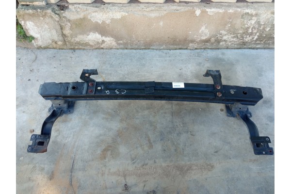 Recambio de refuerzo paragolpes delantero para citroen c3 1.4 hdi 70 fap referencia OEM IAM   