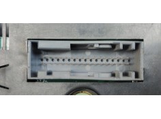 Recambio de pantalla multifuncion para opel zafira b 1.7 16v cdti referencia OEM IAM 13208194  