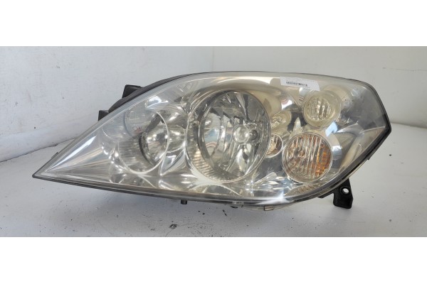 Recambio de faro izquierdo para nissan primera berlina (p12) line up referencia OEM IAM 1EJ23801001  