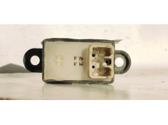 Recambio de mando elevalunas delantero derecho para hyundai atos (mx) 1.0 cat referencia OEM IAM 9358006000  