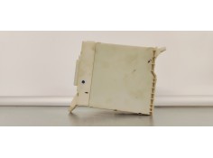 CAJA RELES / FUSIBLES 8273053050 