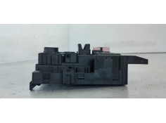 Recambio de caja reles / fusibles para mitsubishi outlander (gf0) kaiteki 4wd referencia OEM IAM 8637B688  