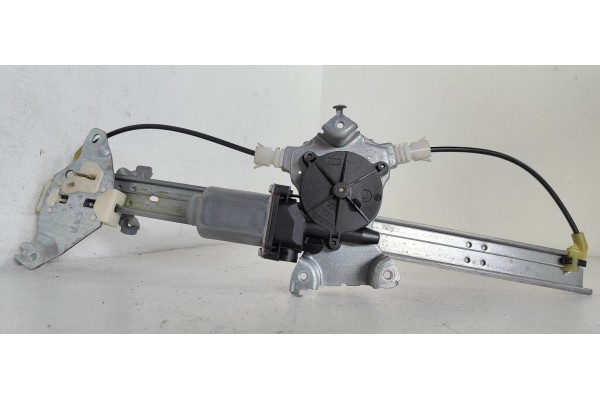 Recambio de elevalunas trasero derecho para nissan primera berlina (p12) line up referencia OEM IAM   