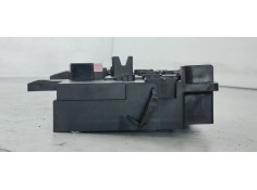 Recambio de caja reles / fusibles para mitsubishi outlander (gf0) kaiteki 4wd referencia OEM IAM 8637B688  