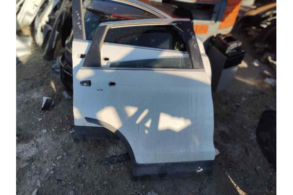 Recambio de puerta trasera derecha para honda cr-v 1.6 dtec 120 fap referencia OEM IAM   