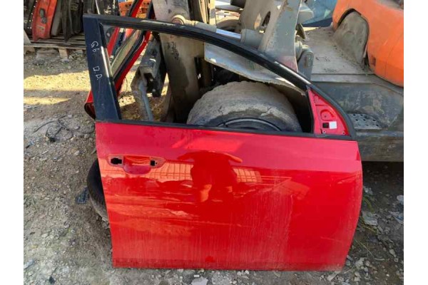 Recambio de puerta delantera derecha para volkswagen golf vi (5k1) 1.6 tdi 105 fap referencia OEM IAM   