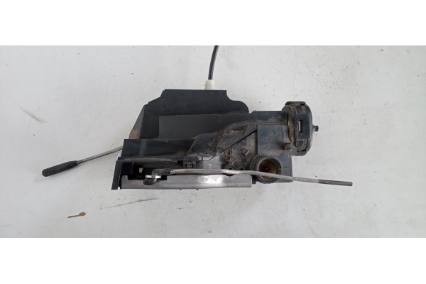 Recambio de cerradura puerta delantera derecha para mercedes-benz clase a (w168) 1.6 cat referencia OEM IAM A1687202035  