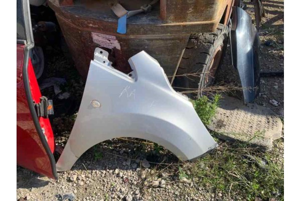 Recambio de aleta delantera derecha para ford ka (ccu) referencia OEM IAM   