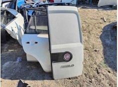 PUERTA TRASERA DERECHA 