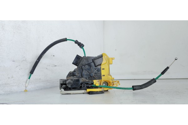 Recambio de cerradura puerta delantera izquierda para hyundai i30 (gd) trend referencia OEM IAM 81310A6100  