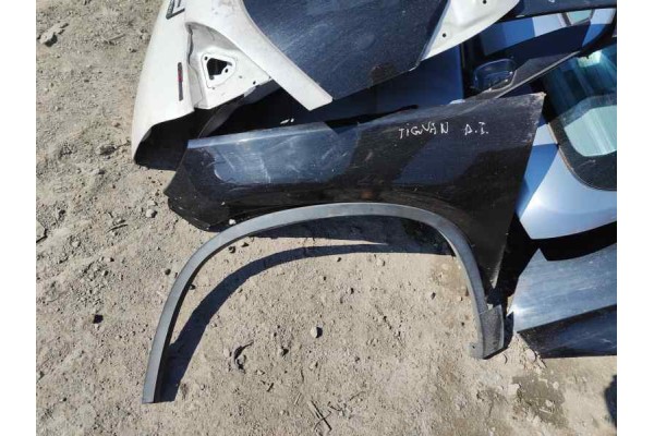 Recambio de aleta delantera izquierda para volkswagen tiguan (5n2) 2.0 tsi referencia OEM IAM   