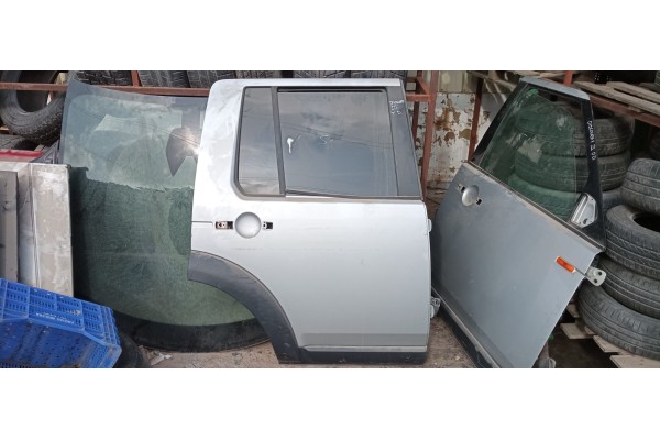 Recambio de puerta trasera derecha para land rover discovery 2.7 td v6 cat referencia OEM IAM   
