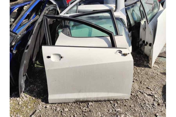 Recambio de puerta delantera derecha para seat ibiza iv berlina 1.2 tdi 75 fap referencia OEM IAM   
