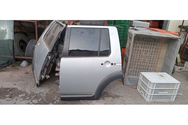 Recambio de puerta trasera izquierda para land rover discovery 2.7 td v6 cat referencia OEM IAM   