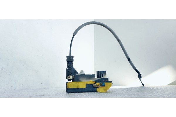 Recambio de cerradura puerta delantera izquierda para volvo xc90 2.4 d5 163 4x4 referencia OEM IAM   