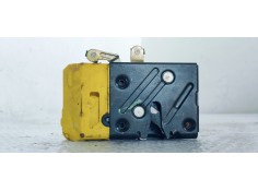 Recambio de cerradura puerta delantera derecha para volvo xc90 2.4 d5 163 4x4 referencia OEM IAM 30663043  