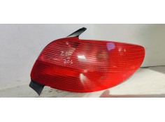 Recambio de piloto trasero derecho para peugeot 206 berlina 2.0 hdi cat referencia OEM IAM   