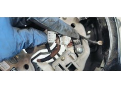 Recambio de volante para toyota yaris 1.5 i 112 referencia OEM IAM 451000D49024  