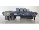 Recambio de caja reles / fusibles para opel astra j lim. 1.7 16v cdti referencia OEM IAM 13318782  