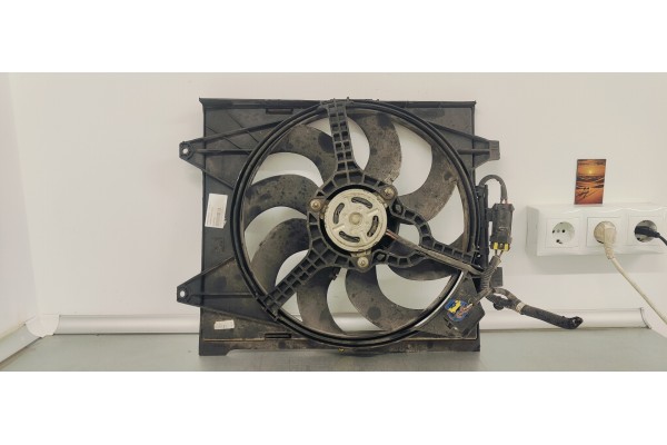 Recambio de electroventilador para ford ka (ccu) referencia OEM IAM 878300600  