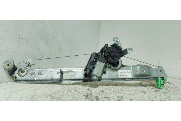 Recambio de elevalunas delantero derecho para renault scenic ii emotion referencia OEM IAM 402047F  