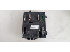 Recambio de caja reles / fusibles para renault scenic iii 1.5 dci diesel fap referencia OEM IAM S180098101  
