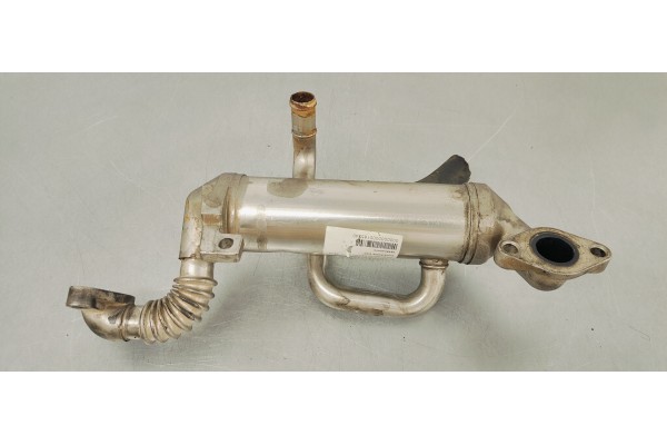Recambio de enfriador egr para kia sorento 2.5 crdi ex referencia OEM IAM 284804A470  