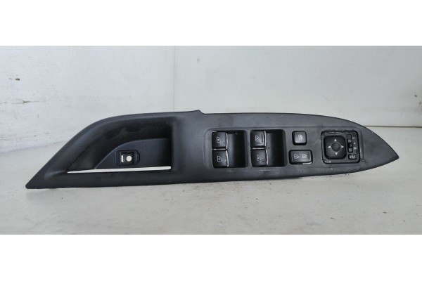 Recambio de mando elevalunas delantero izquierdo para mitsubishi outlander (gf0) kaiteki 4wd referencia OEM IAM 8608A417  