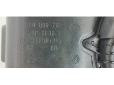 Recambio de tapa exterior combustible para skoda octavia combi (5e5) ambition referencia OEM IAM 5E9010872F  