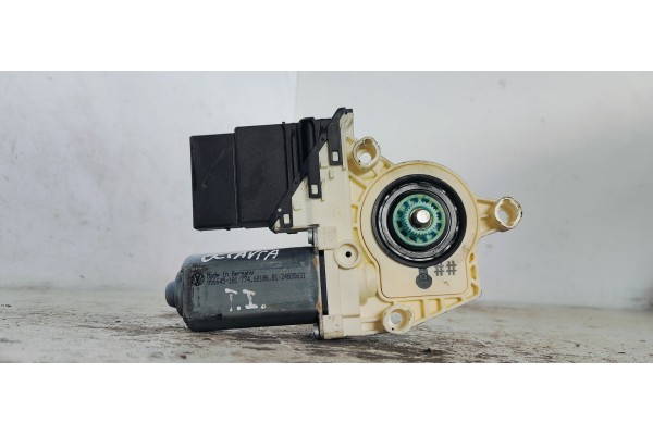 Recambio de motor elevalunas trasero izquierdo para skoda octavia berlina (1z3) edition 100 referencia OEM IAM 0536006002  