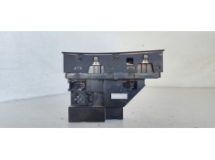 Recambio de mando elevalunas delantero derecho para land rover range rover (lm) td6 vogue referencia OEM IAM 6925697  