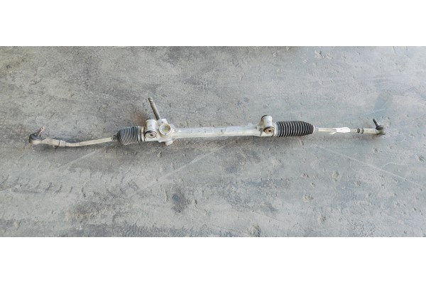 Recambio de cremallera direccion para toyota yaris 1.5 i 112 referencia OEM IAM   