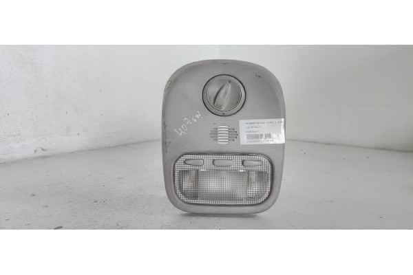 Recambio de luz interior para peugeot 407 sw sr confort referencia OEM IAM 9648338377  