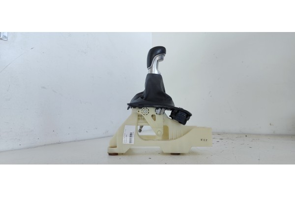 Recambio de palanca cambio para kia rio (yb) edition 7 referencia OEM IAM 93300H8040  