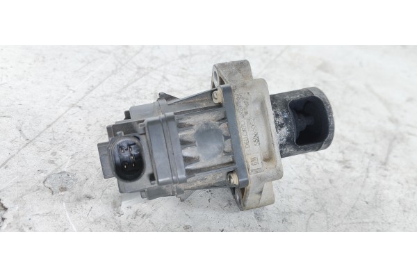 Recambio de valvula egr para opel insignia berlina edition referencia OEM IAM 55566052  