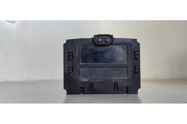 Recambio de pantalla multifuncion para opel zafira a elegance referencia OEM IAM 13207115  