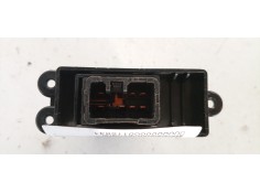 Recambio de mando elevalunas trasero izquierdo para hyundai i30 1.6 crdi cat referencia OEM IAM   