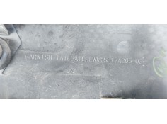 Recambio de moldura para mitsubishi outlander (gf0) kaiteki 4wd referencia OEM IAM 5817A26502  