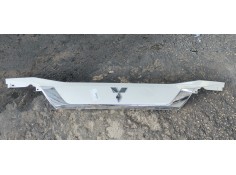 Recambio de moldura para mitsubishi outlander (gf0) kaiteki 4wd referencia OEM IAM 5817A26502  
