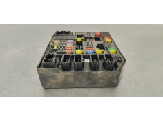 Recambio de caja reles / fusibles para renault scenic iii 1.9 dci 130 referencia OEM IAM 284B62342R  